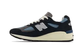 990 v2 MiUSA Teddy Santis Navy Castlerock